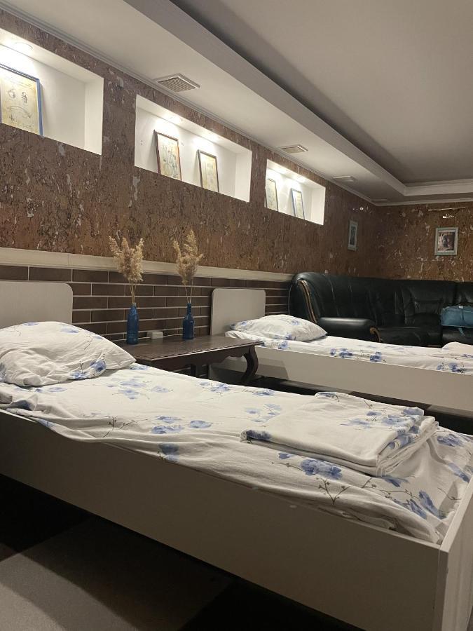 Mang'O Hostel Aktau  Extérieur photo