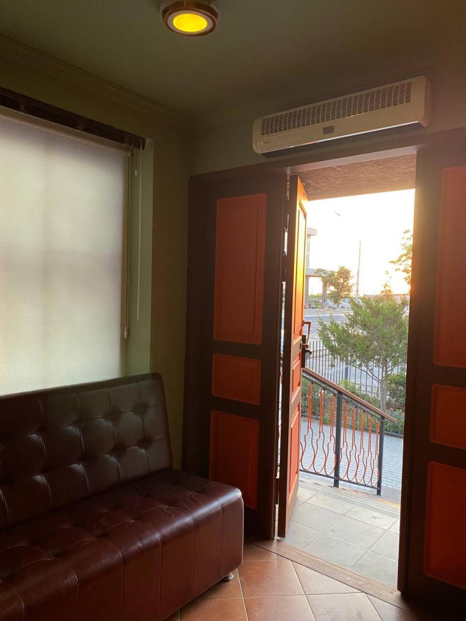 Mang'O Hostel Aktau  Extérieur photo